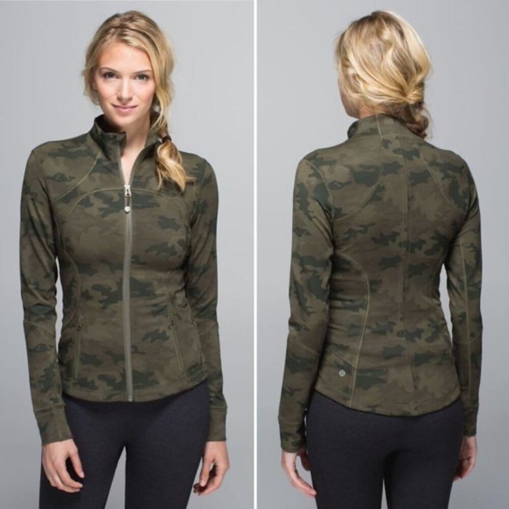 Lululemon Forme Jacket Cuffins Savasana Camo Fatigue Green Size 2 Rare HTF